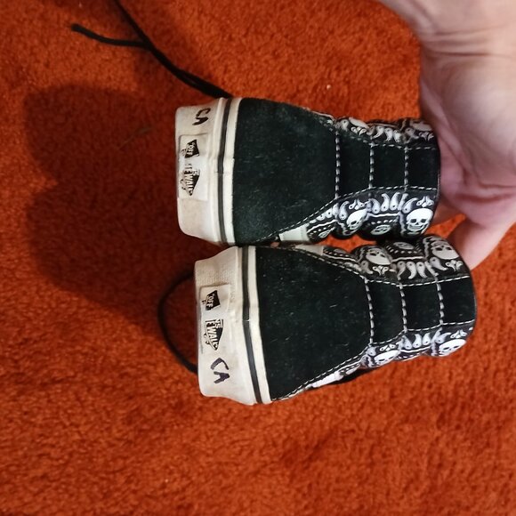 Van's Sugar Skull Hightop Sneakers - Picture 2 of 4